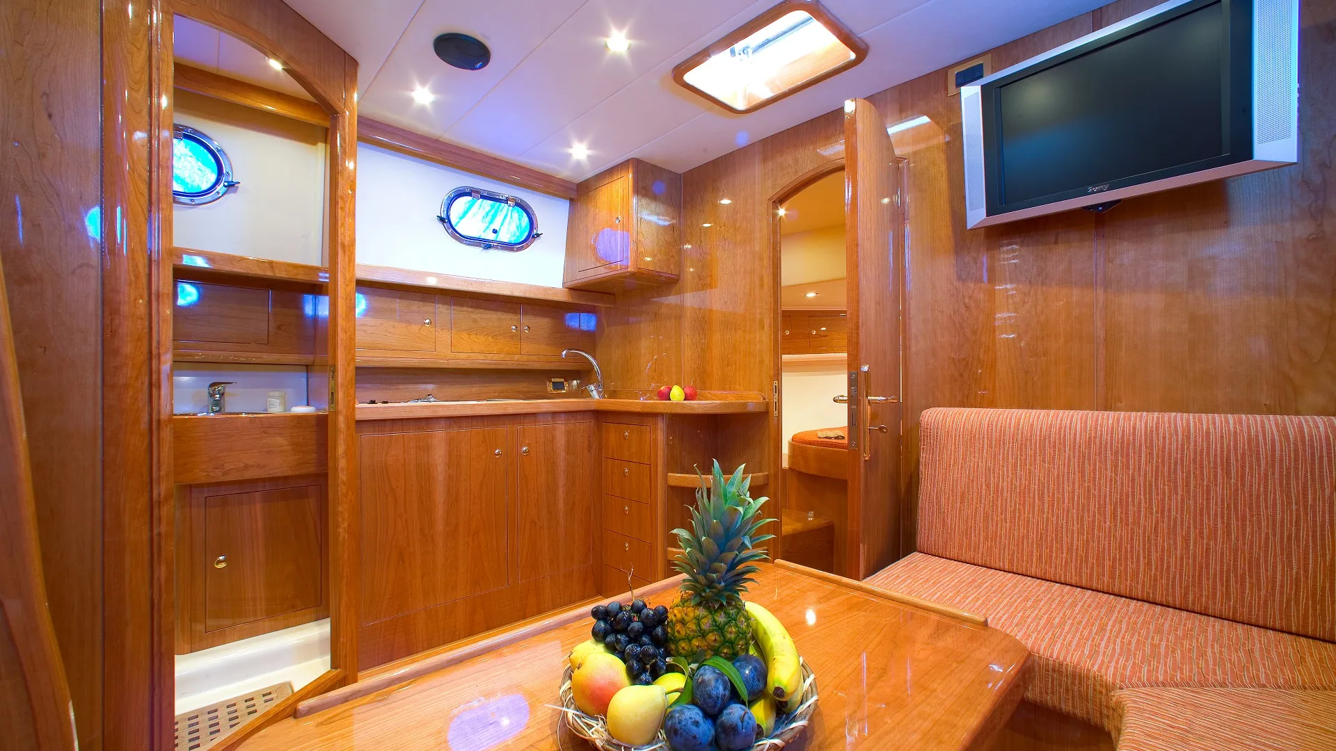 Gozzo Jeranto 10 Hard Top-3