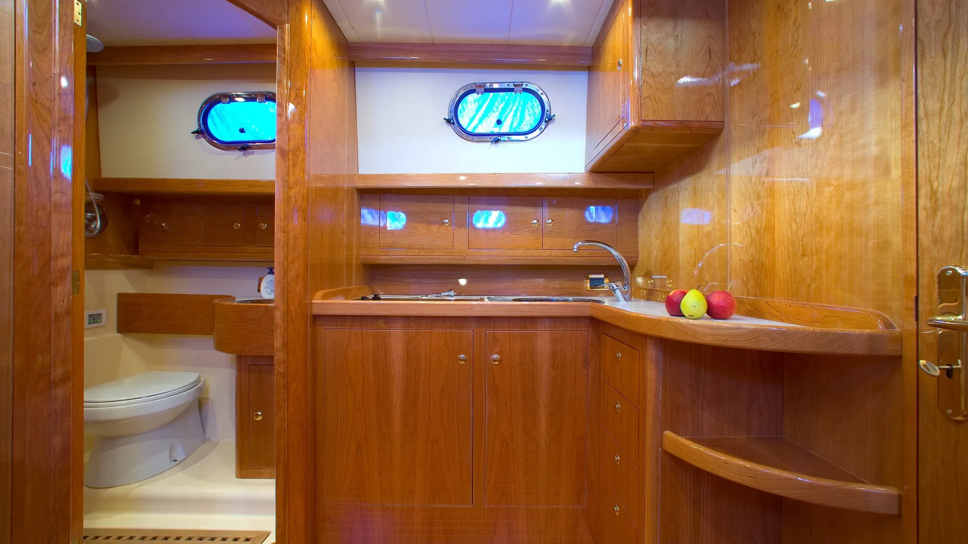 Gozzo Jeranto 10 Hard Top-7